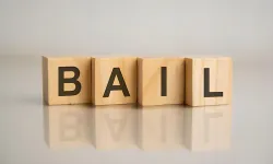  Bail -- Defect in Grounds of Arrest Documents -- Distinction between non-service and inadequate communication determines validity of arrest