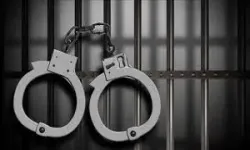  Arrest -- Waiting Time at Police Station Before Formal Arrest -- Accused made to wait for enquiry due to unavailability of investigating officer not deemed under arrest